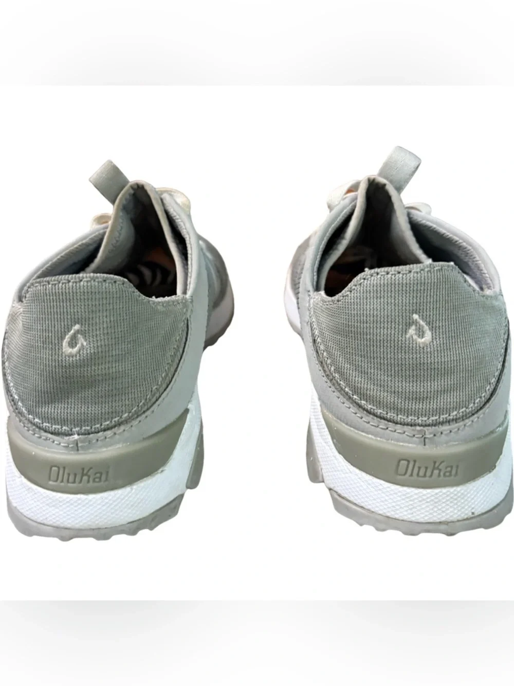 OluKai Women's Huia Sneakers Size 7.5